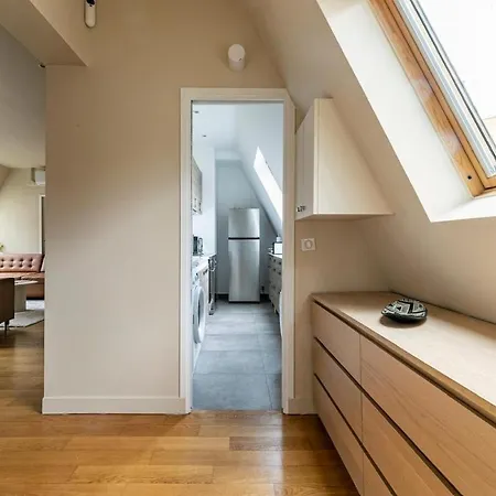Le Maupassant Triangle D'or Champs Elysees * باريس